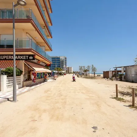 Santa Beach Apartment